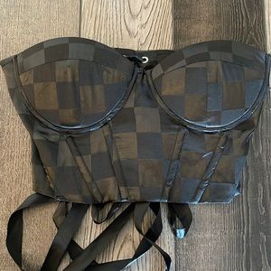Checkered corset 🖤